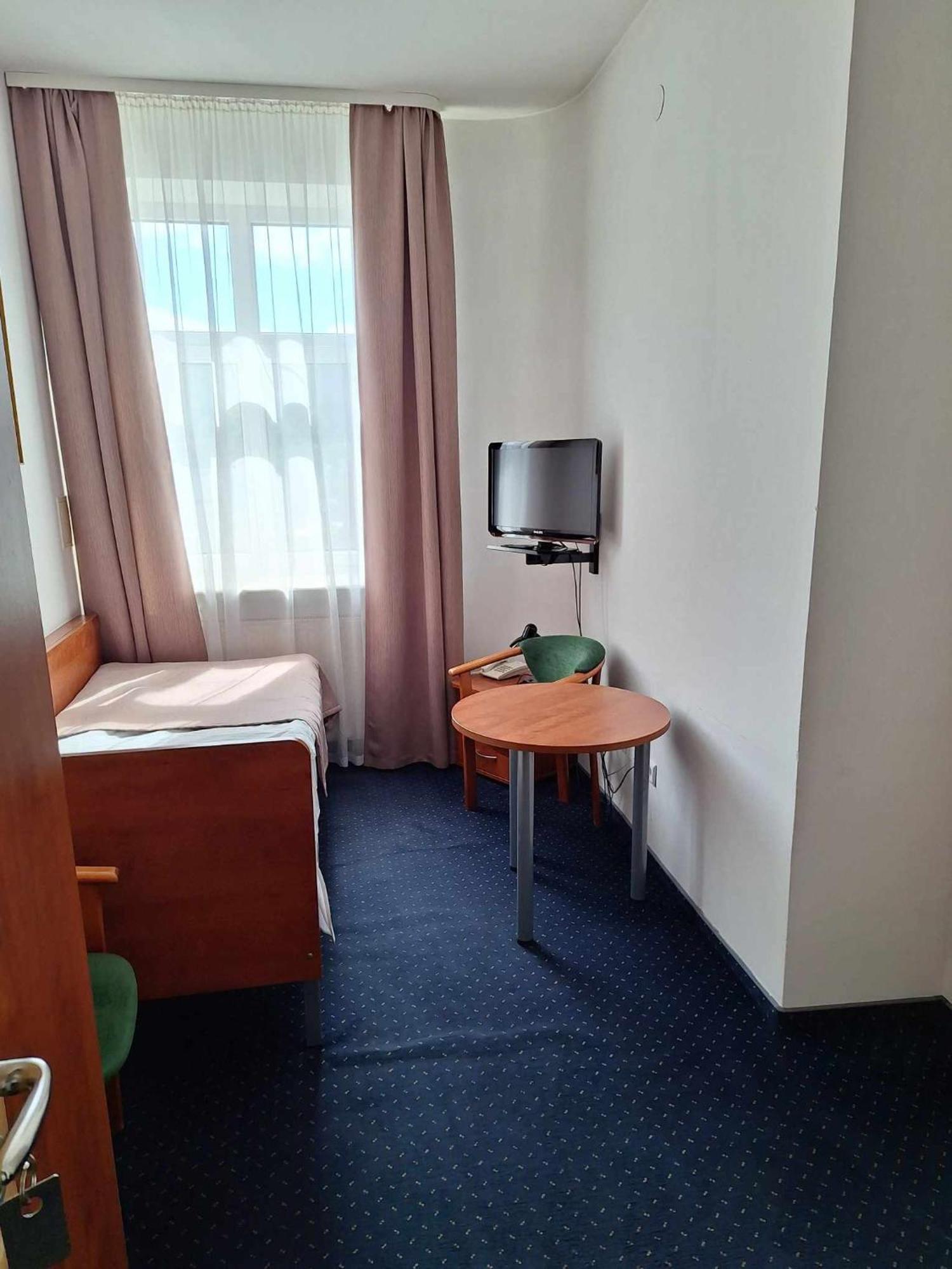 Hotel *** Nat Криница-Здруй Екстериор снимка