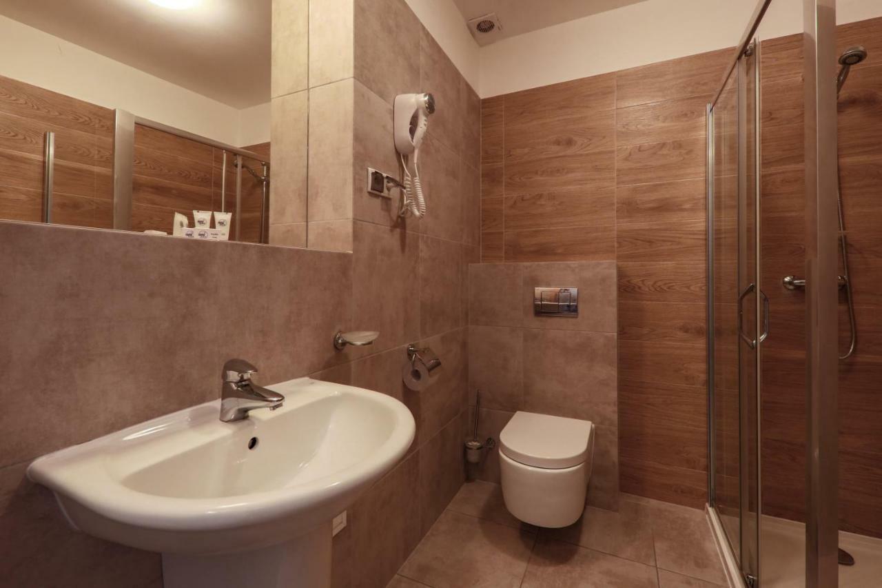 Hotel *** Nat Криница-Здруй Екстериор снимка