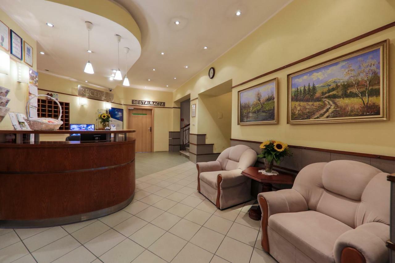 Hotel *** Nat Криница-Здруй Екстериор снимка