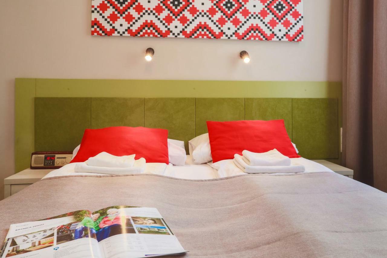 Hotel *** Nat Криница-Здруй Екстериор снимка